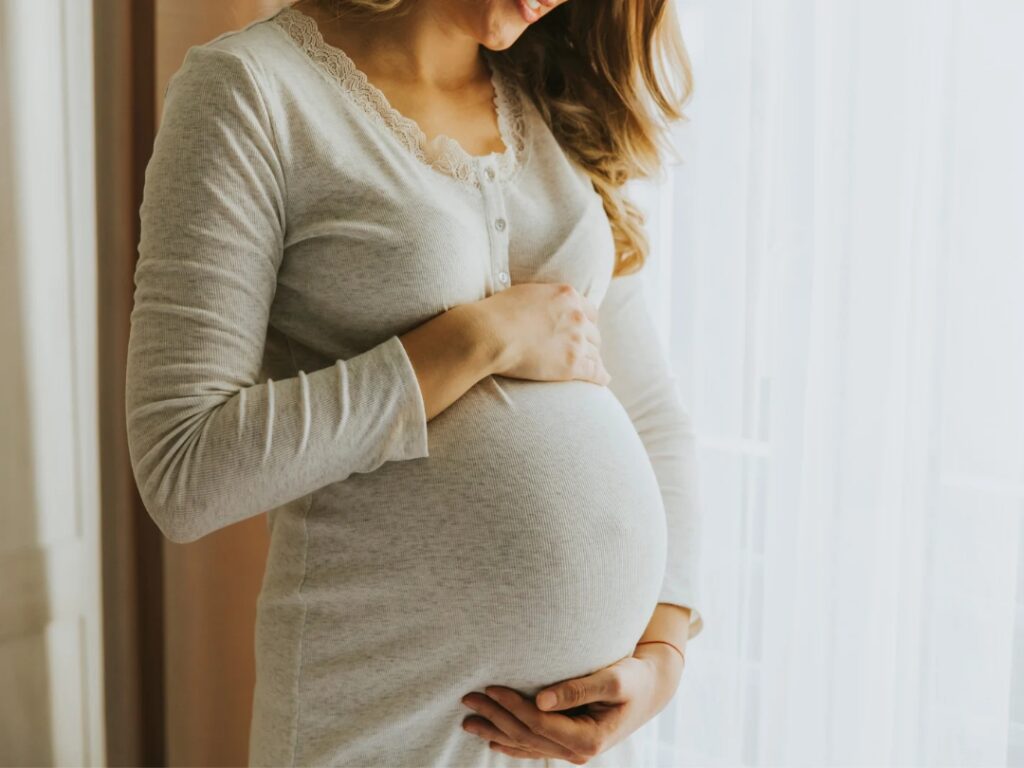 تونیک بارداری بهتر است یا پیراهن بارداری؟